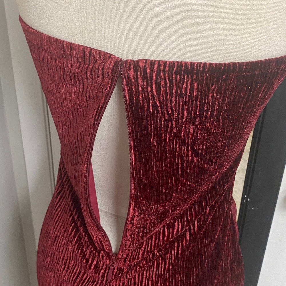 NAKED WARDROBE TEXTURE PLUSH VELVET TUBE DRESS BURGUNDY/WINE  BODYCON BURNOUT - Picture 11 of 14